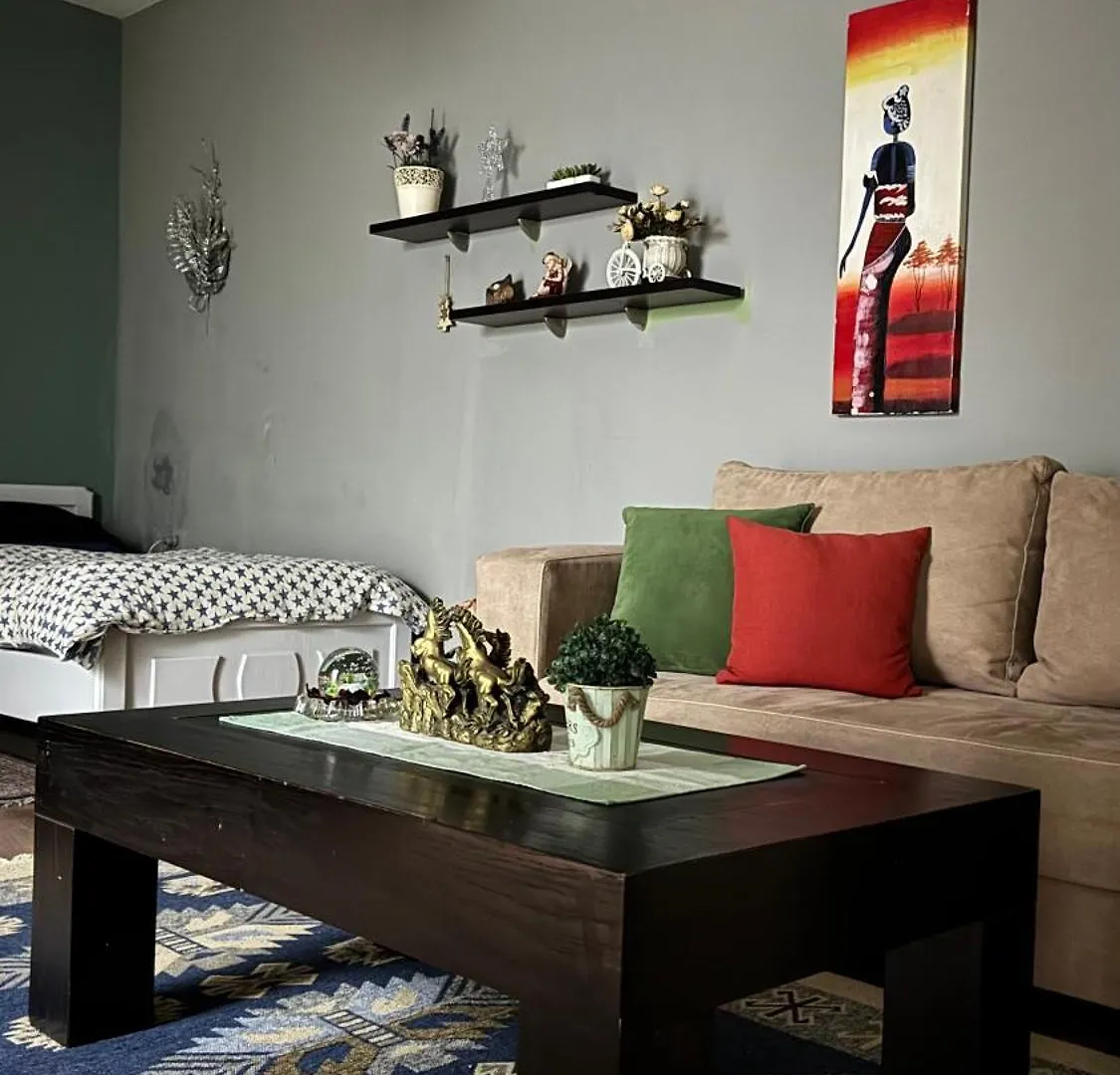 Green Door House Tirana Albanien